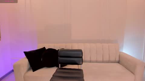 Am Becca online show from June 2026 11:59:01 AM