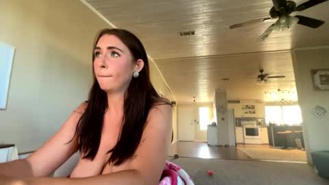 beccaraexoxo online show from June 2026 12:32:02 AM
