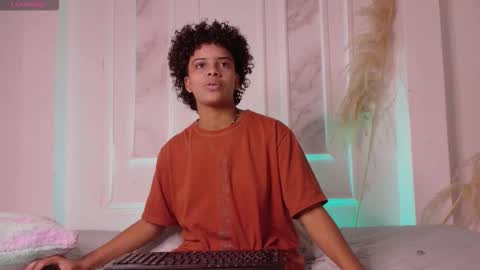 Beecckkkaaa online show from March 2026 01:51:01 PM