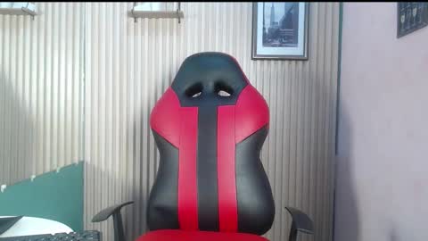 becker2_ online show from December 2025 11:10:01 PM