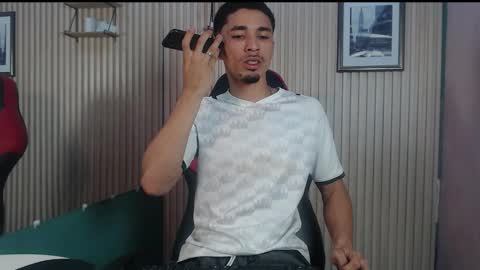 becker2_ online show from December 2025 10:27:02 PM