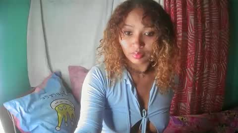 Snapshot of beckyfamex chatting on September 2025 09:31:01 AM BeckyFamex online show from September 2025 09:31:01 AM