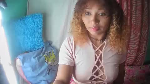 Snapshot of beckyfamex chatting on September 2025 07:54:01 AM BeckyFamex online show from September 2025 07:54:01 AM
