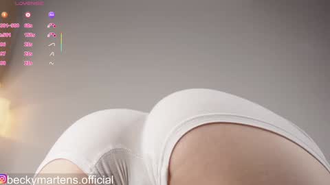 Snapshot of beckymartens chatting on March 2026 08:19:01 AM BeckyMartens come join me on while im offline here online show from March 2026 08:19:01 AM