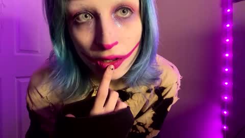 Snapshot of beckytheclown chatting on December 2024 04:04:01 AM Beckytheclown online show from December 2024 04:04:01 AM