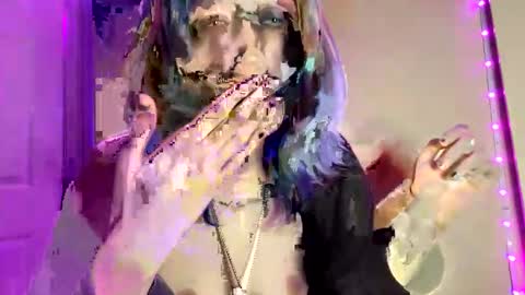 Snapshot of beckytheclown chatting on March 2025 12:20:02 AM Beckytheclown online show from March 2025 12:20:02 AM