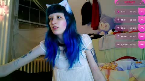 Snapshot of beckytheclown chatting on April 2026 12:19:02 AM Beckytheclown online show from April 2026 12:19:02 AM