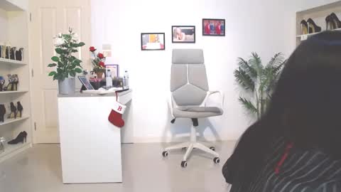 Snapshot of beebeethai chatting on January 2025 03:11:02 AM Bee if you ever see the girl who can take 12 inch all the way inside the ass try me online show from January 2025 03:11:02 AM