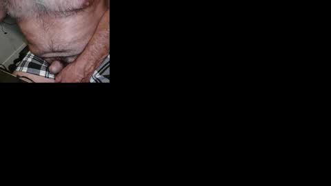 Snapshot of beefstewies69 chatting on November 2025 07:41:02 AM Stewie online show from November 2025 07:41:02 AM