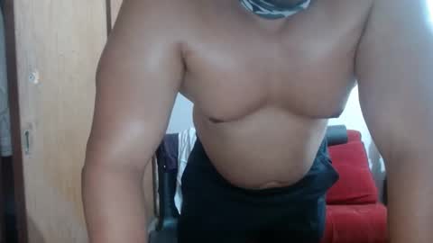 Snapshot of beefypecs_10 chatting on March 2025 11:43:02 PM Criss2fer online show from March 2025 11:43:02 PM