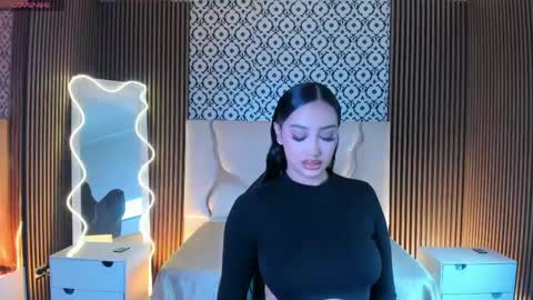 BELLA online show from April 2026 11:56:02 AM