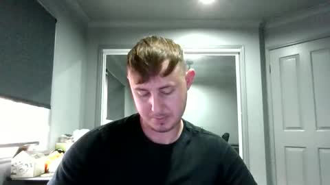 Snapshot of beelzebubxo chatting on October 2025 02:33:01 AM beelzebubxo online show from October 2025 02:33:01 AM