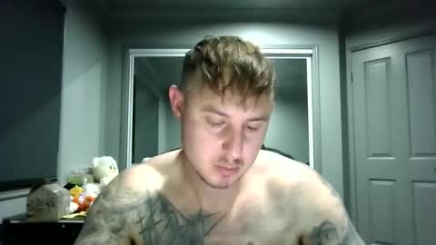 Snapshot of beelzebubxo chatting on October 2025 11:03:01 AM beelzebubxo online show from October 2025 11:03:01 AM