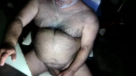 Snapshot of beers19 chatting on November 2025 03:52:02 PM beers19 online show from November 2025 03:52:02 PM