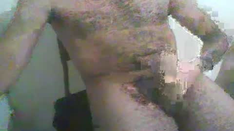 Snapshot of beezobb chatting on January 2026 09:40:02 PM beezobb online show from January 2026 09:40:02 PM