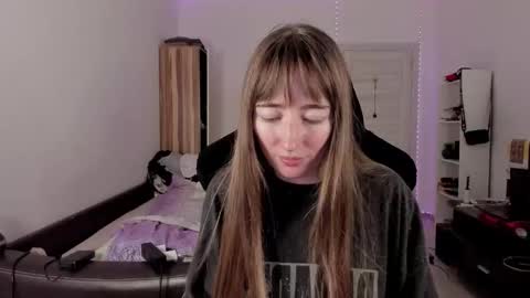 Lisa online show from September 2025 06:19:02 PM