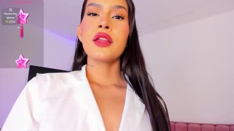 Snapshot of bela_rossee chatting on September 2025 01:24:02 PM Bela online show from September 2025 01:24:02 PM