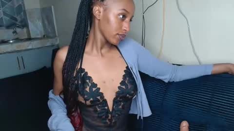 Snapshot of bela_violet chatting on December 2025 04:17:01 AM bela_violet online show from December 2025 04:17:01 AM