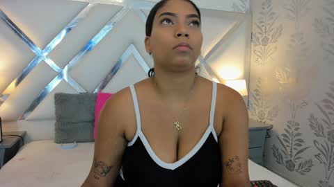 Snapshot of belacampbell chatting on December 2024 07:42:01 PM Bela online show from December 2024 07:42:01 PM