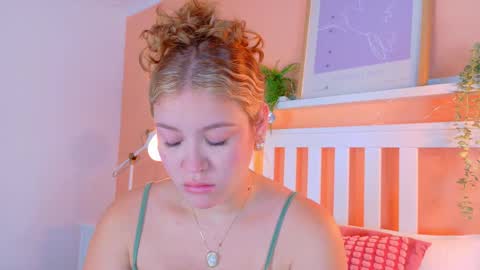 Snapshot of belamiller chatting on September 2025 11:34:02 AM BELA online show from September 2025 11:34:02 AM
