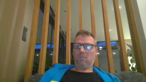 belgianordenary online show from December 2025 06:44:02 AM