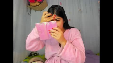 modelo independiente online show from May 2026 07:11:01 PM