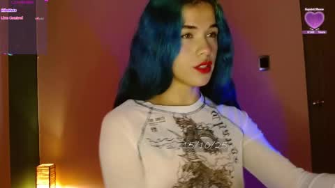 Snapshot of bell_art chatting on October 2025 03:45:01 PM online show from October 2025 03:45:01 PM