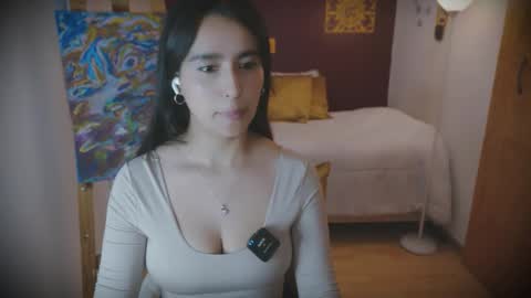 Snapshot of bella_669 chatting on January 2026 12:27:02 AM Bella 669 online show from January 2026 12:27:02 AM