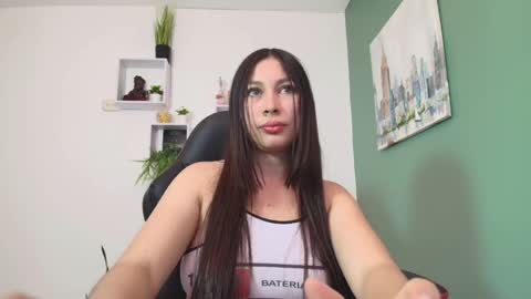 Snapshot of bella_99x chatting on January 2025 02:35:01 PM Bel 3 online show from January 2025 02:35:01 PM
