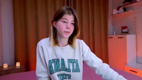 Bella online show from November 2025 03:01:02 PM