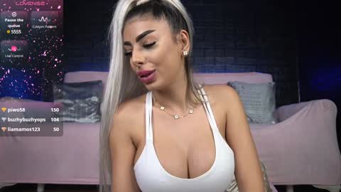 Emma  Bella online show from February 2025 10:21:01 PM