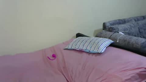 Snapshot of bella_c8 chatting on February 2026 03:00:01 PM bella_c8 online show from February 2026 03:00:01 PM