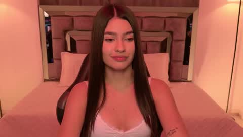 Bella  online show from December 2025 02:06:02 AM