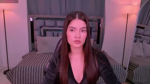 Snapshot of bella_clark2 chatting on July 2026 11:30:02 PM Bella online show from July 2026 11:30:02 PM