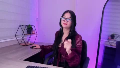 Snapshot of bella_corbin chatting on June 2026 08:10:01 PM Bella Corbin online show from June 2026 08:10:01 PM