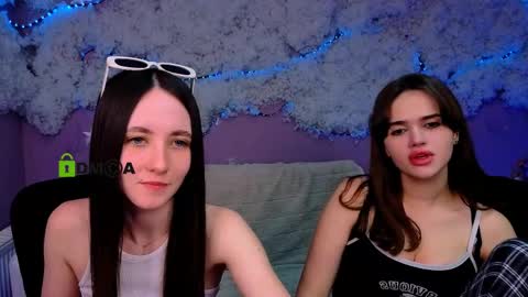 Snapshot of bella_dorn chatting on May 2026 09:26:02 AM Bella online show from May 2026 09:26:02 AM