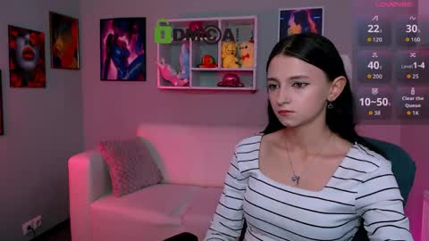 Snapshot of bella_dorn chatting on June 2026 09:24:01 AM Bella online show from June 2026 09:24:01 AM