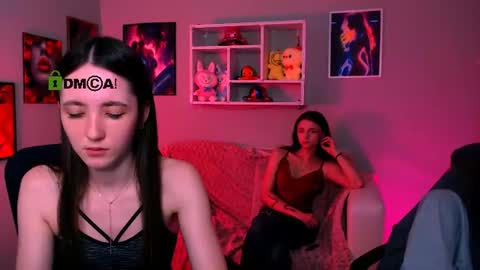 Snapshot of bella_dorn chatting on June 2026 03:11:01 PM Bella online show from June 2026 03:11:01 PM