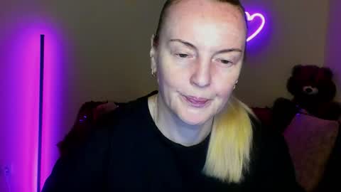 Bella online show from May 2026 05:46:02 AM