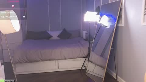 Snapshot of bella_hayes chatting on January 2025 01:18:02 AM Bella next stream December 2 at 9pm gmt online show from January 2025 01:18:02 AM