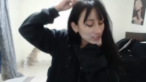 Snapshot of bella_luna34 chatting on May 2026 02:19:02 AM bella_luna34 online show from May 2026 02:19:02 AM