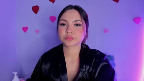 Snapshot of bella_manson_ chatting on March 2025 01:53:02 AM BELLA online show from March 2025 01:53:02 AM