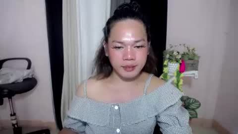 Snapshot of bella_ngo chatting on June 2026 02:47:02 AM bella_ngo online show from June 2026 02:47:02 AM
