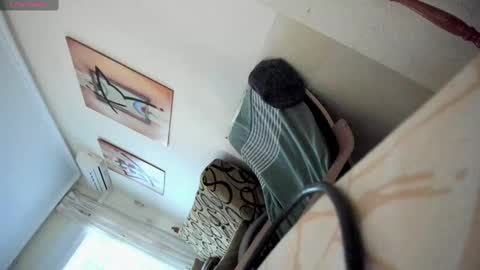 bella_pocahontas3 online show from February 2025 05:35:01 PM