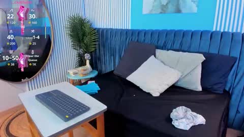 Snapshot of bella_riviera chatting on October 2025 12:33:01 PM Bella Riviera online show from October 2025 12:33:01 PM