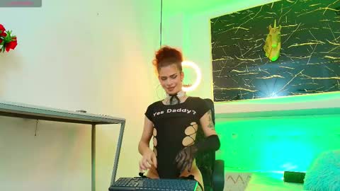     online show from November 2025 08:09:01 PM