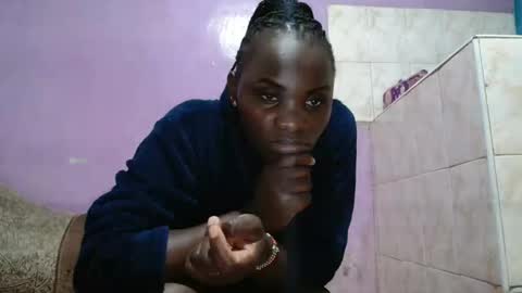 Snapshot of bella_sky_ chatting on February 2026 07:32:02 PM Sky online show from February 2026 07:32:02 PM