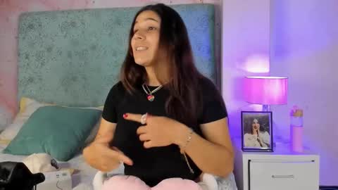 Bella Becca  online show from February 2026 11:20:02 PM