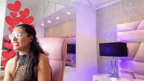 bellaagrace online show from February 2026 05:01:02 AM