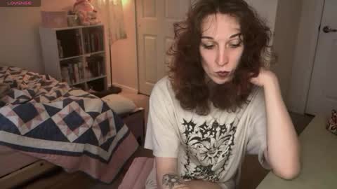 Snapshot of bellababy444 chatting on April 2026 10:48:02 PM bellababy444 online show from April 2026 10:48:02 PM